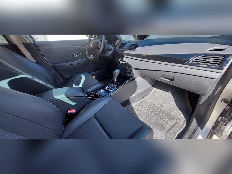 Renault Megane 1.5 110CV AUTOM foto 10